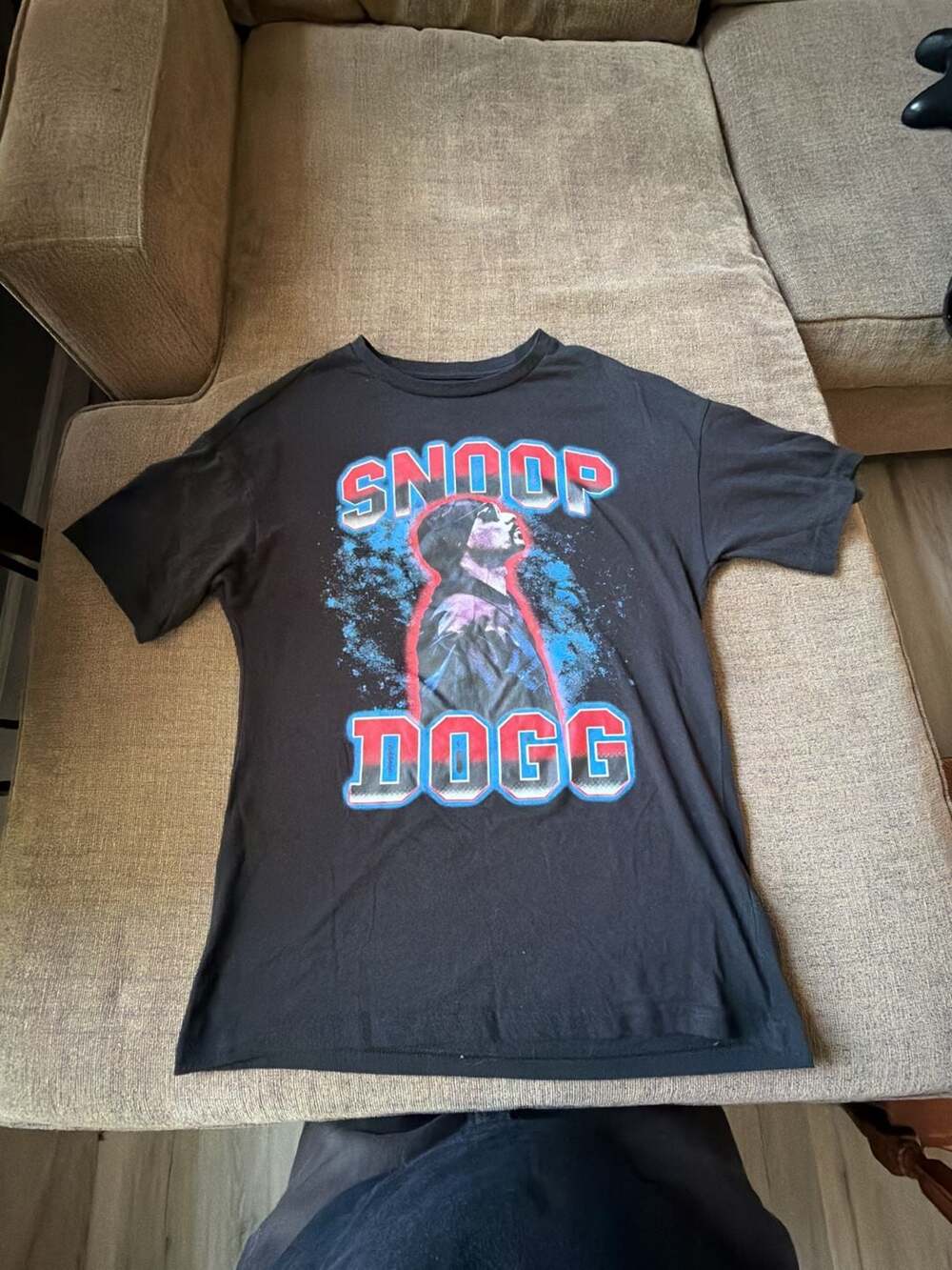 Dogg Supply by Snoop Dogg Men's Graphic Black T-Shirt
